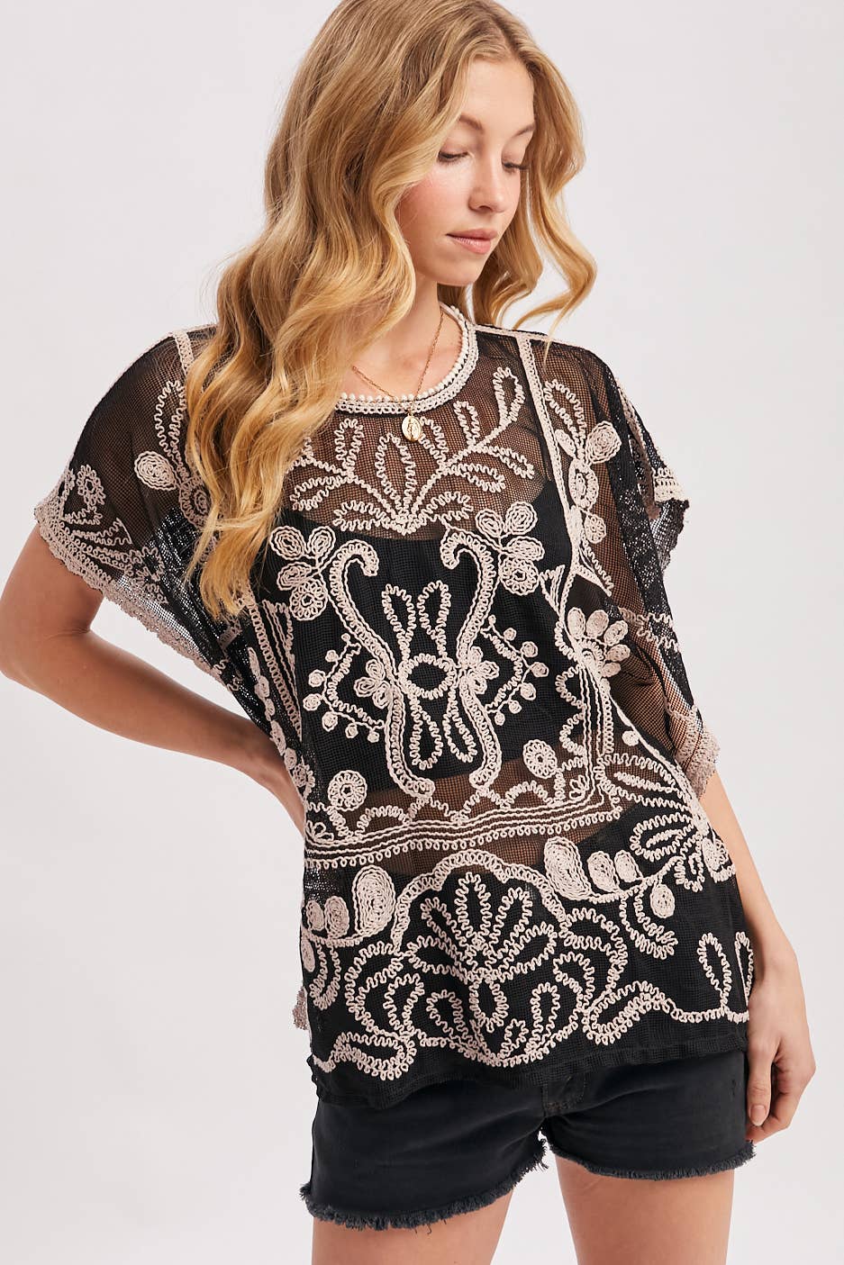 MESH EMBROIDERED CROCHET TOP WITH NO LINING