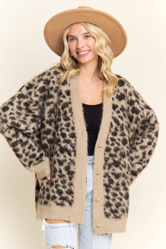 LEOPARD PRINT FUZZY KNIT CARDIGAN