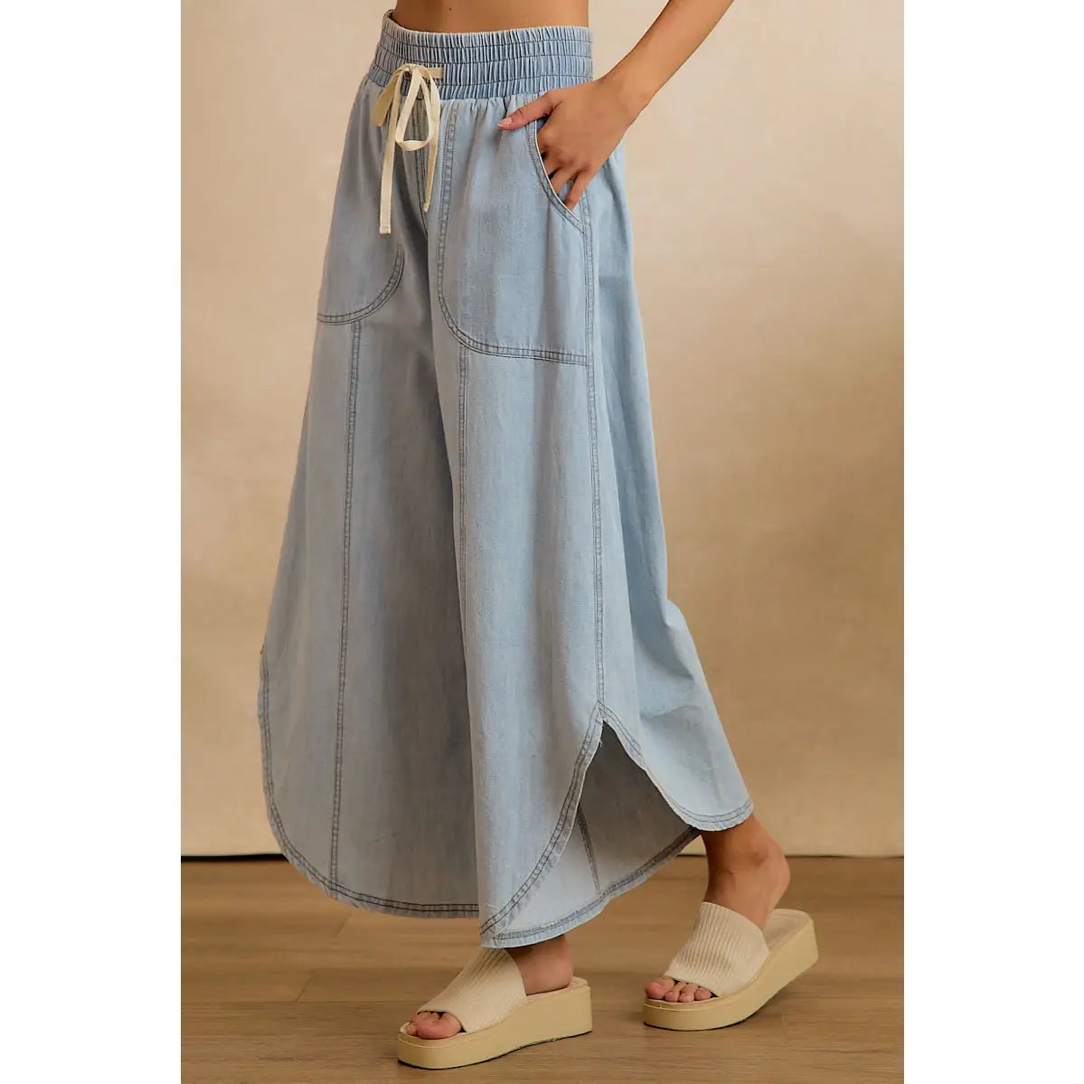 Washed Denim Tulip Hem Pants with Pockets