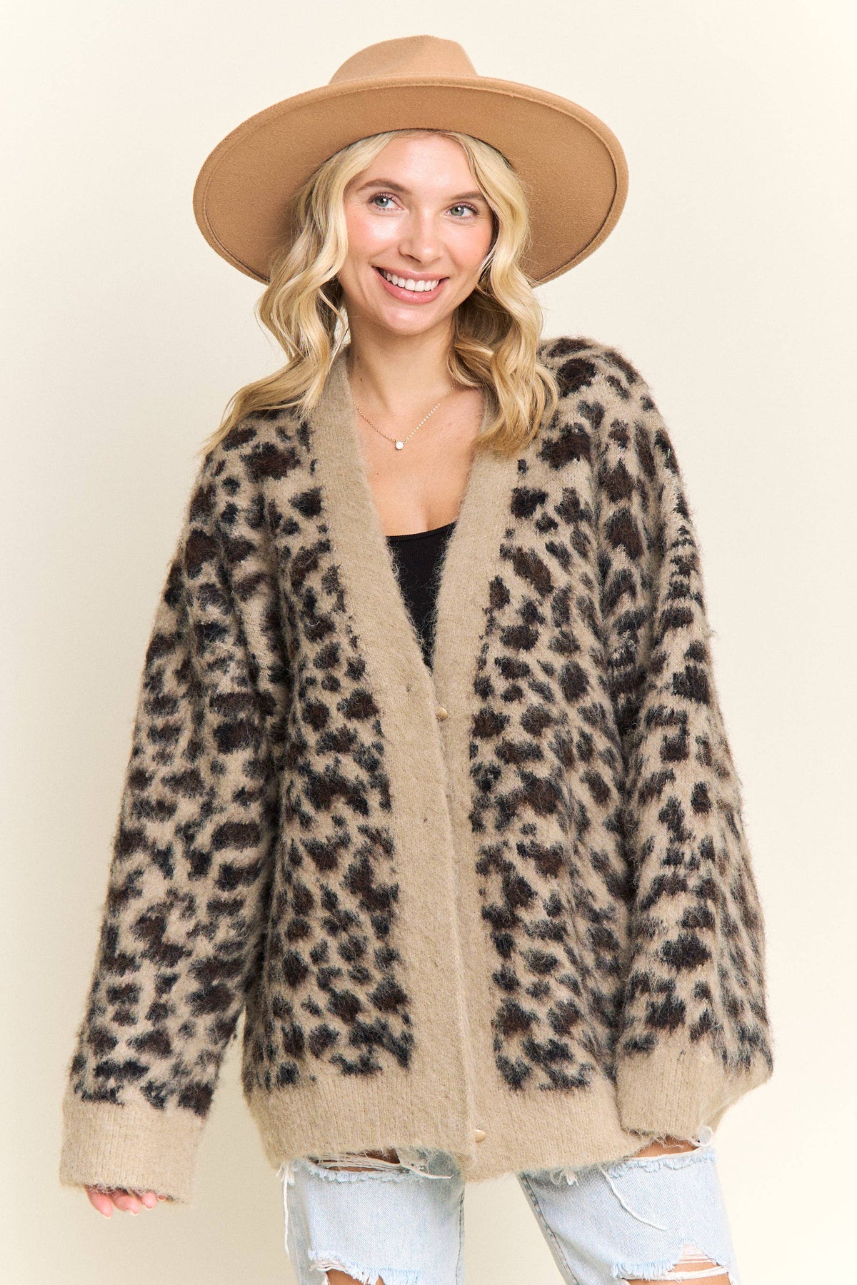 LEOPARD PRINT FUZZY KNIT CARDIGAN