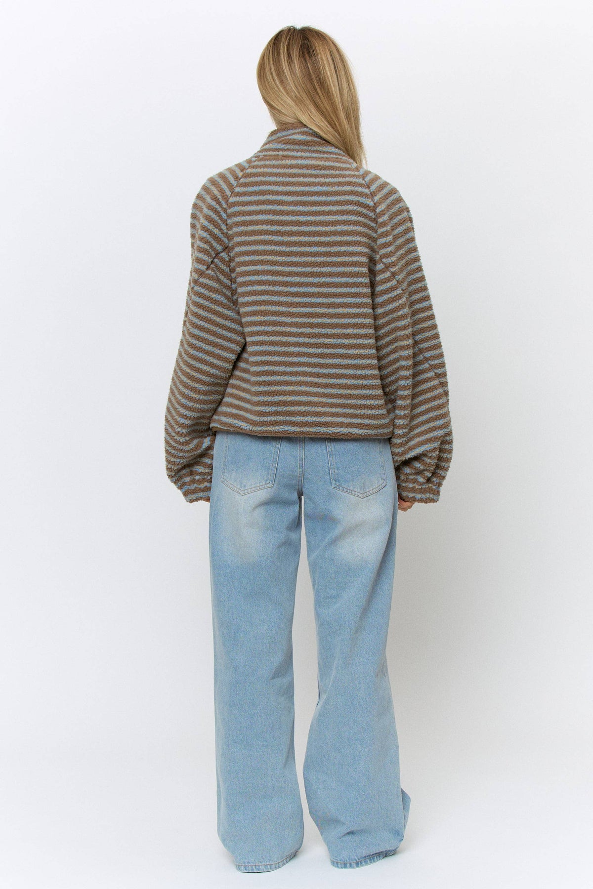 OVERSIZED PRINTED FLEECE JACKET