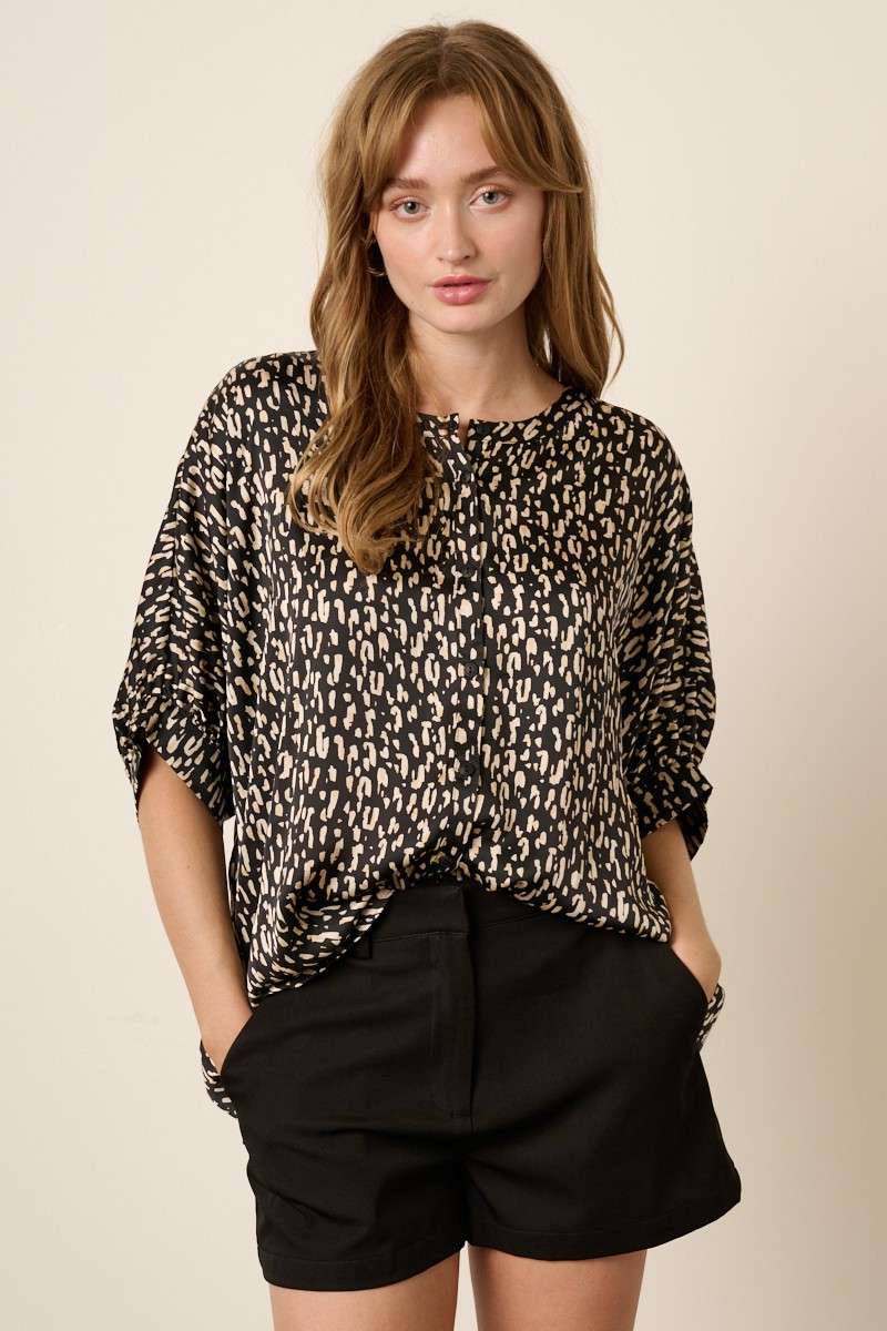 ANIMAL PRINT DOLMAN OVERSIZE BLOUSE