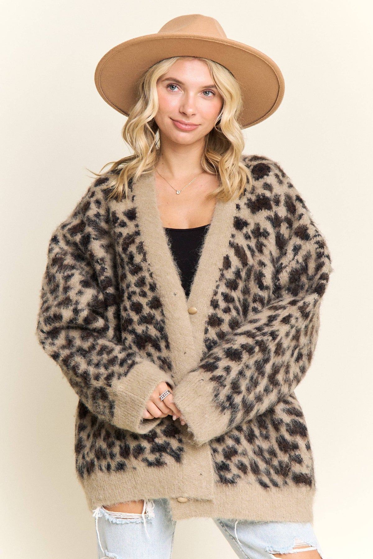 LEOPARD PRINT FUZZY KNIT CARDIGAN