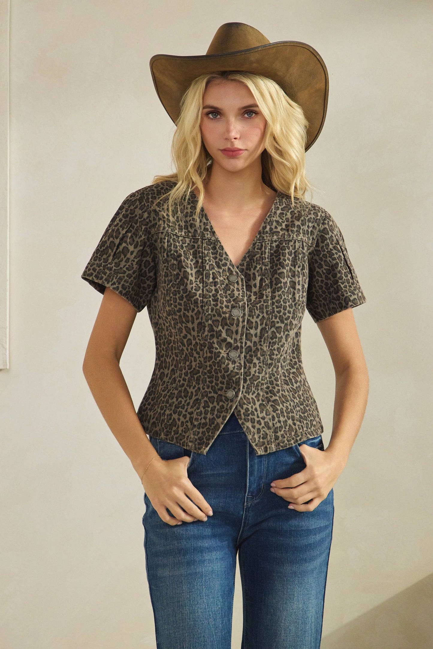 Leopard short sleeve denim top