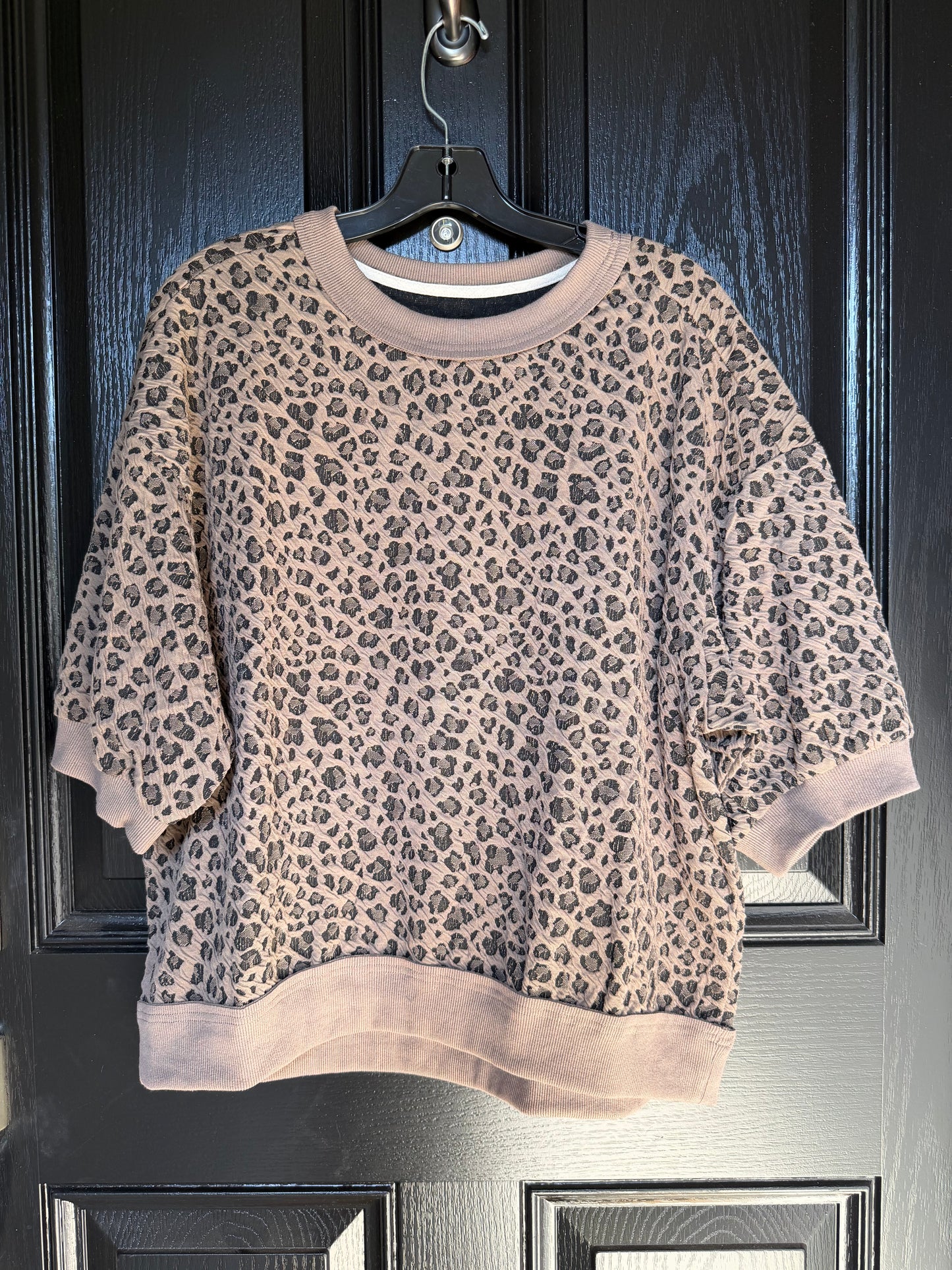 Knit Puff Sleeve Leopard Top