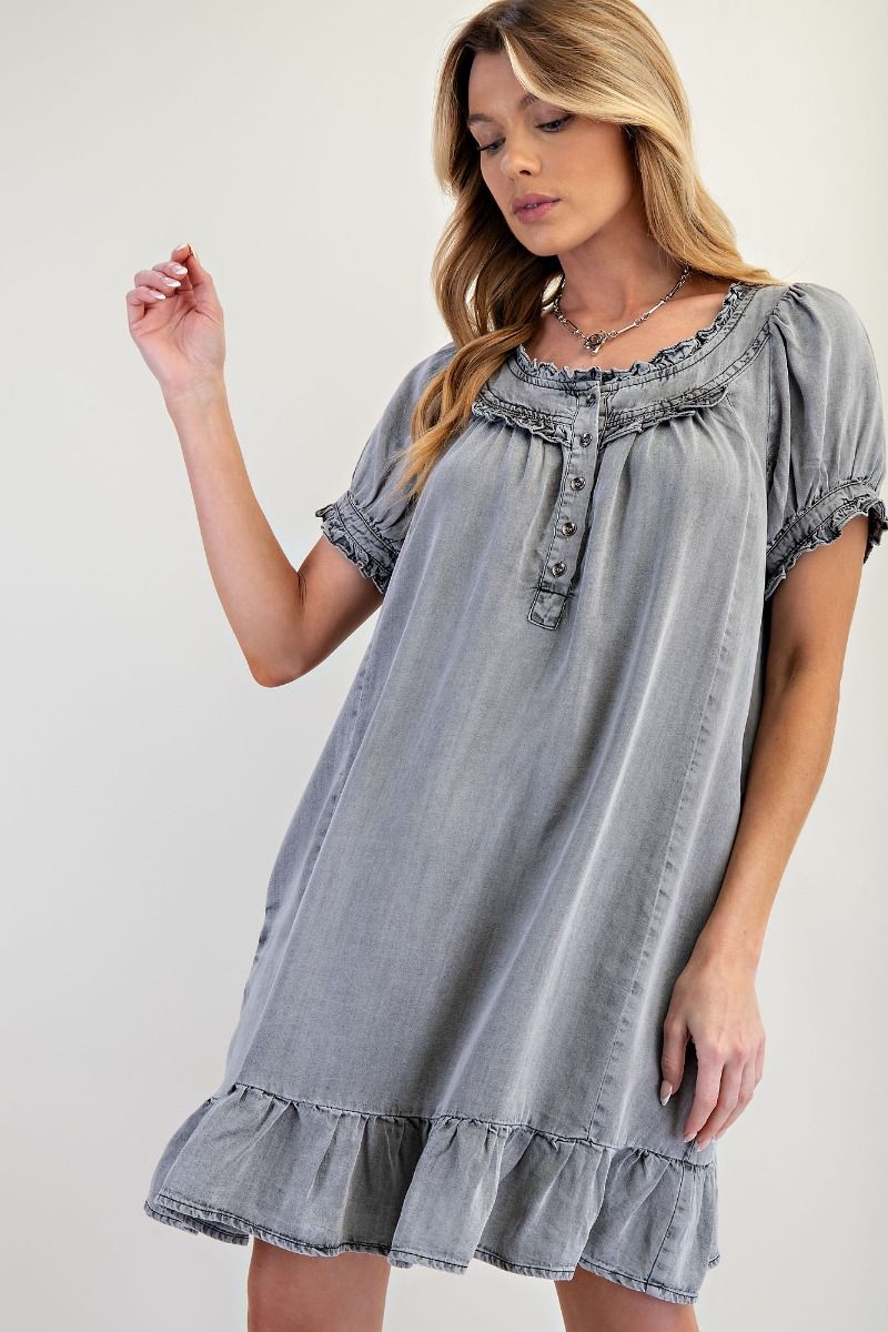 WASHED CHAMBRAY RUFFLED DRESS BLACK DENIM