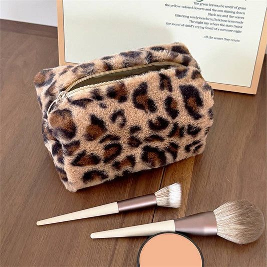 Fuzzy Plush Leopard Print Travel Cosmetic Bag DP25H550