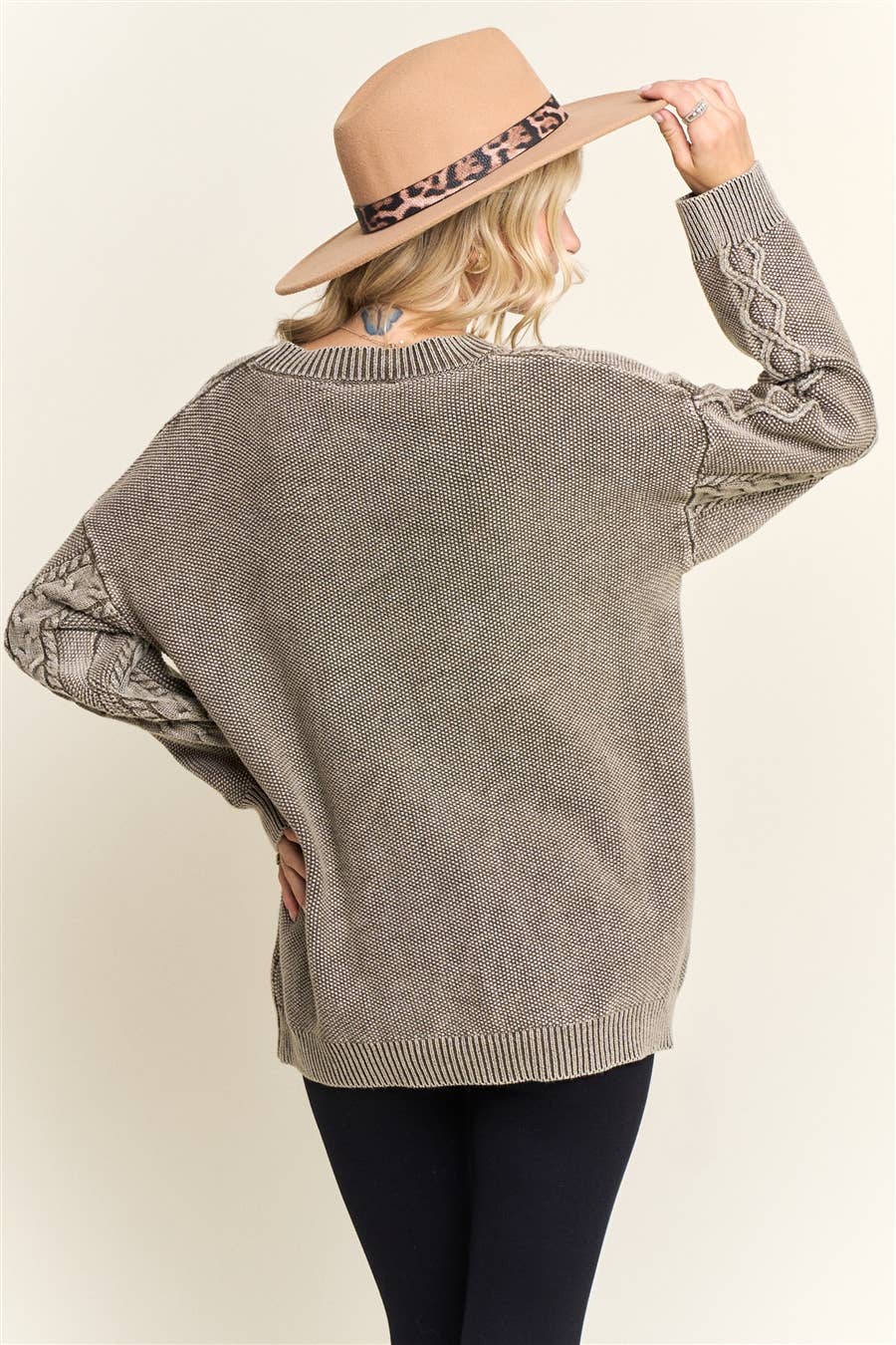 COFFEE VINTAGE WASH CABLE KNIT PULLOVER SWEATER